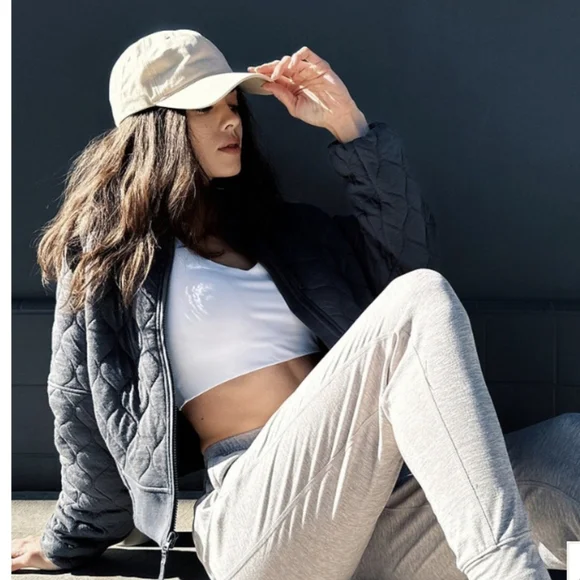 FLX Womens Croppes Quilted Jacket. Gray . Size S - Picture 4 of 14